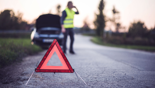 Warndreieck bei Autopanne – Deutsche Assistance 