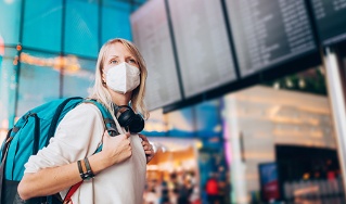 Reisende am Flughafen – Deutsche Assistance 